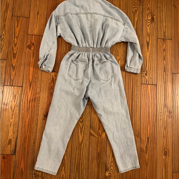 Stylish Light Blue Denim Jumpsuit - Picture 4 of 4